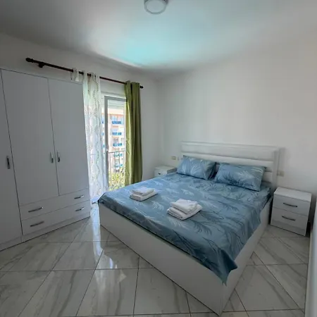 Elois Appartement Shëngjin